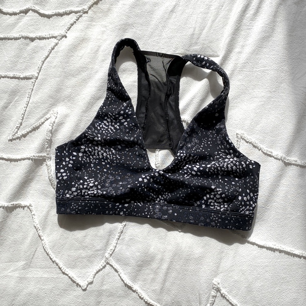 Victoria’s secret sports bra sm.